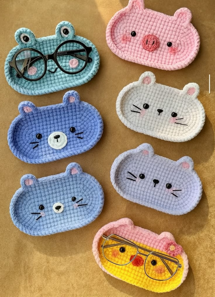 Cute Glasess Holder